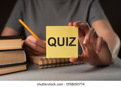 Quiz Or Quizz Word, Inscription. Test And Education Concept.