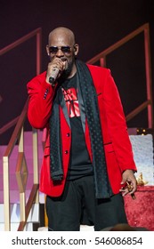 R. Kelly Performs On Stage At The FOX Theater On December 25, 2016 In Atlanta, Georgia - USA