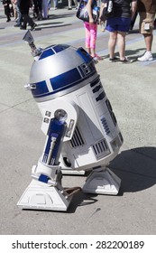 R2d2 の画像 写真素材 ベクター画像 Shutterstock