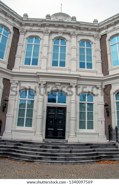 Raad Van State Building Den Haag Stock Photo Edit Now 1340097569 (regering) een adviesorgaan van de regering en de hoogste bestuursrechter van het land. shutterstock