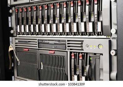 1,453 Computer server blades Images, Stock Photos & Vectors | Shutterstock