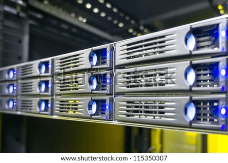 Rack mounted storage server hard drives