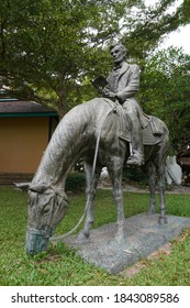 Rai Chern Tawan Meditation Center - 29 October 2020 : Photo Of The Abraham Lincoln Sculpture