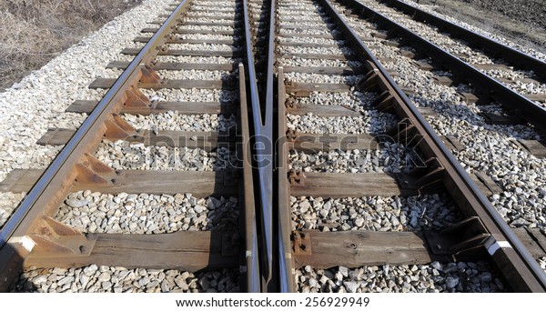 Rail switches in yard off\
mainline