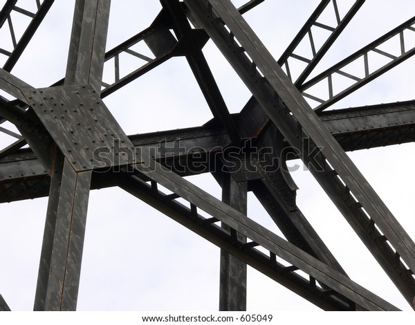 Railroad Bridge Supports Stock Photo 605049 | Shutterstock