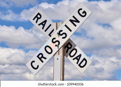 18,660 Train Crossing Sign Images, Stock Photos & Vectors 