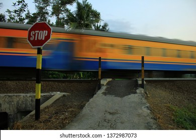 Unmanned Level Crossing Images Stock Photos Vectors Shutterstock