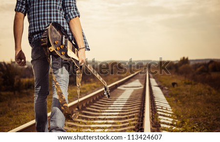 railway road to horizon