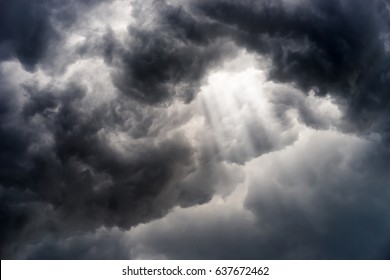 Rain Cloud, Storm Cloud Before A Thunder Storm Background