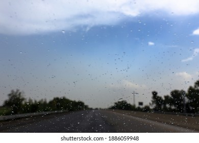 rain drop at the wind screen