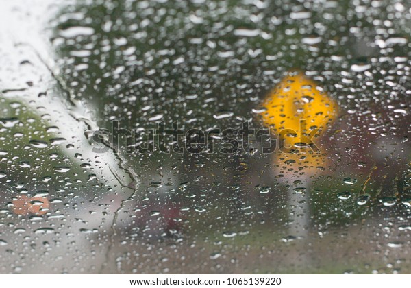 Rain Drops - driving in rain\
2
