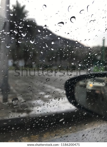The rain outside the car , makkah Saudi Arabia ,\
September 2018