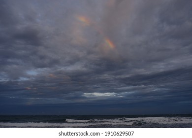 Rainbow Flashes in Doulan Beach （都蘭海灘一抹彩虹）