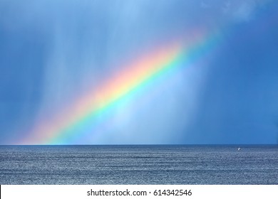 海 虹 の写真素材 画像 写真 Shutterstock