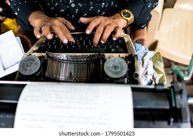 Raipur, Chhattisgarh, India/ October 25, 2019: A Typist Using Vintage Typewriter For Typing Legal Document. 