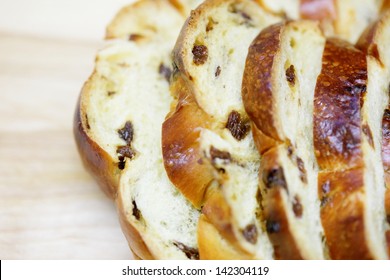 Raisin Challah Bread