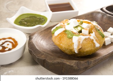 Rajasthani Shahi Raj Kachori, Stuffed Katchori With Cheese And Sprout Filling And Served With Curd, Chutney