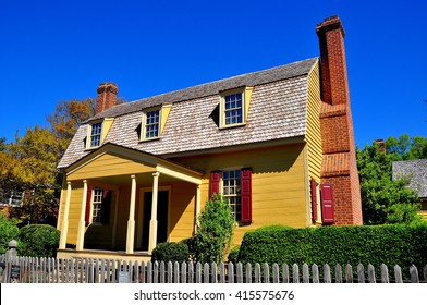 Gambrel Roof Images Stock Photos Vectors Shutterstock