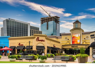 5 North Hills Mall, Raleigh Images, Stock Photos & Vectors | Shutterstock