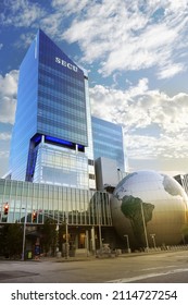 RALEIGH,NC USA - 9-10-2021: The Giant Globe In Front Of The North Carolina Museum Of Natural Sciences  Building And State Employee Credit Union (SECU) In Downtown Raleigh