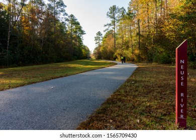 Raleigh,NC/USA-11/19/19:Morning On The Neuse River Trail In Autumn