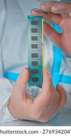 RAM Unit of the computer or DRAM, Dynamic Random Access Memory chips display. Concept of AI boom and massive shortage of RAM, driving prices high as tech giants hoard components for data centers.