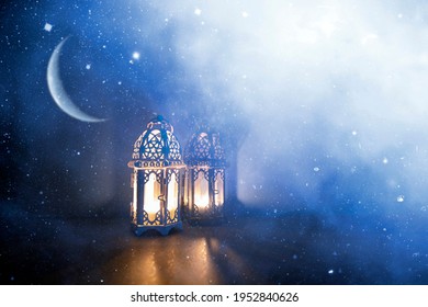 Ramadan Kareem greeting photo of beautiful Arabic lantern 