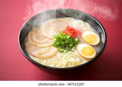 ラーメン 湯気 の画像 写真素材 ベクター画像 Shutterstock