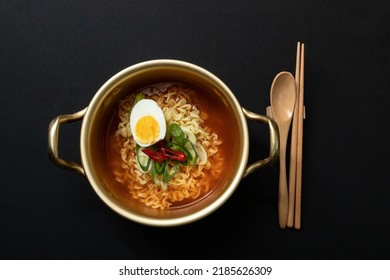 Ramen In A Nickel-silver Pot With Boiled Eggs. Ramen, Which Originated In Japan, Was Transformed Into A Korean Style And Developed Into An Instant Food.