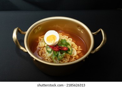 Ramen In A Nickel-silver Pot With Boiled Eggs. Ramen, Which Originated In Japan, Was Transformed Into A Korean Style And Developed Into An Instant Food.