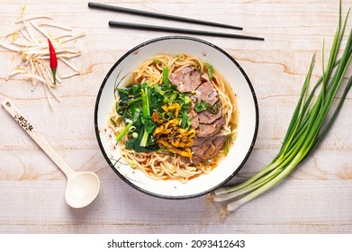 Ramen With Spicy Beef And Udon