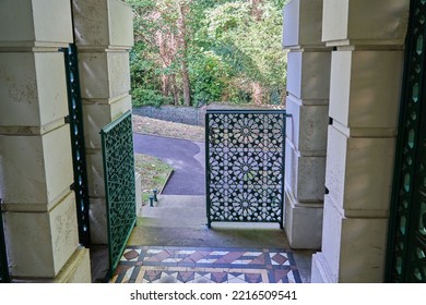 RAMSGATE, UNITED KINGDOM - Sep 11, 2022: The Moorish Pattern On The Gate Of The Mausoleum At Montefiore Synagogue In Ramsgate, Kent