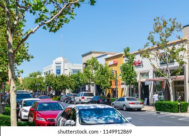 Parking Super Marche Images Stock Photos Vectors Shutterstock