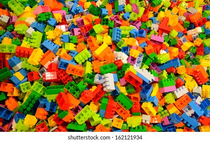 random coloured plastic construction blocks 