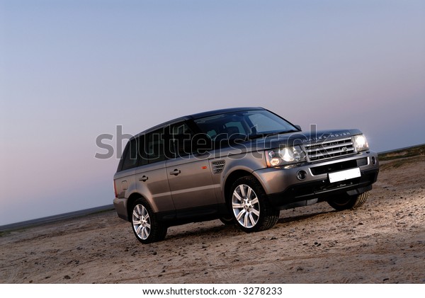 Range Rover V8\
sport