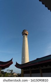 Rantau Panjang, Malaysia - January 14 2020 : Photograph Of Jubli Perak Sultan Ismail Petra Mosque In Kelantan, Malaysia Also Known As Beijing Mosque.