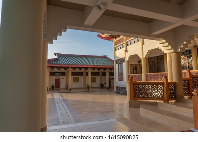 Rantau Panjang, Malaysia - January 14 2020 : Photograph Of Jubli Perak Sultan Ismail Petra Mosque In Kelantan, Malaysia Also Known As Beijing Mosque.