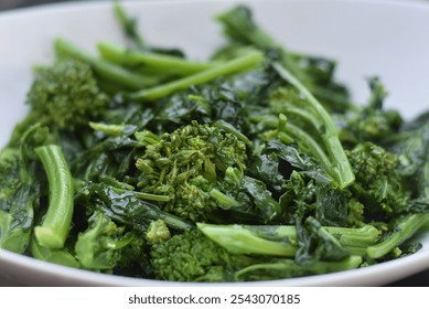 Rappini broccoli spinach boiled vegetable