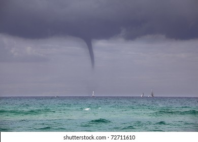 9,016 Tornado at sea Images, Stock Photos & Vectors | Shutterstock