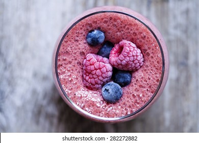 Raspberry And Blueberry Smoothie