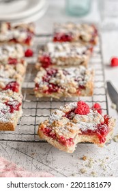 Raspberry Shortbread Crumble Cookie Bars