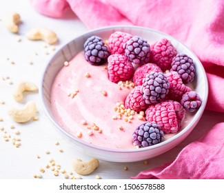 Raspberry Smoothie Bowl With Berries