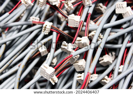 Rast connector on multipolar cable