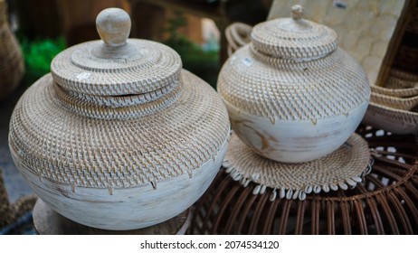 Rattan Wicker Basket With Lid