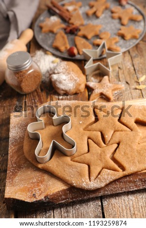 Similar – Foto Bild Weihnachtskekse bilden sich in der Winterlandschaft.