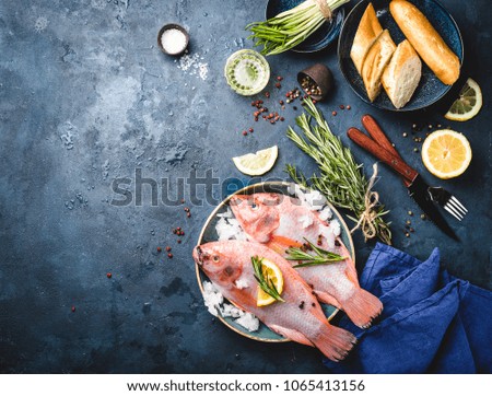 Similar – Foto Bild Weibliche Hände machen Fleisch- und Gemüsespieße