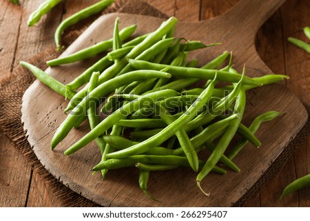 Raw Organic Green Beans Ready to Eat