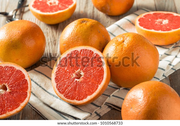 Raw Organic\
Ruby Red Grapefruits Ready to\
Eat