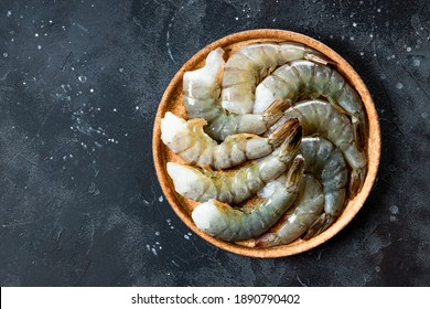  Raw Shrimps In A Plate Top View