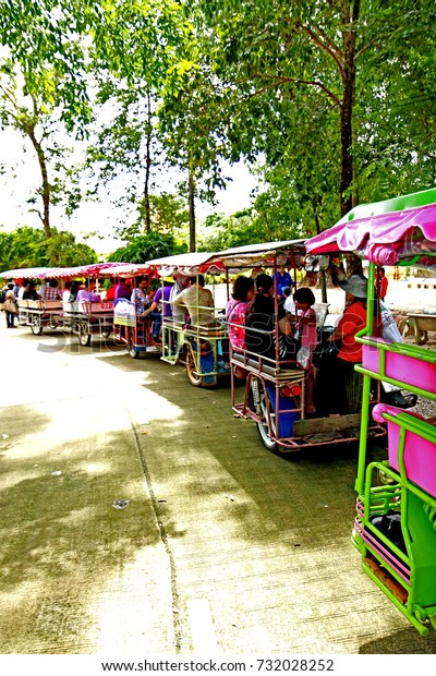 RAYONG-THAILAND-OCTOBER 10 : Travel\
Trailers at the park on October 10, 2015 Rayong Province,\
Thailand